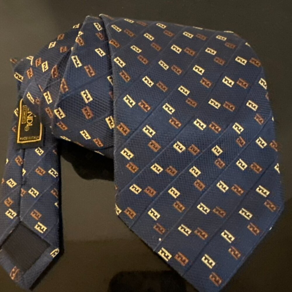 Fendi Logo Silk Tie Necktie Neckwear Mens Navy Blue  Luxury Geometric Abstract